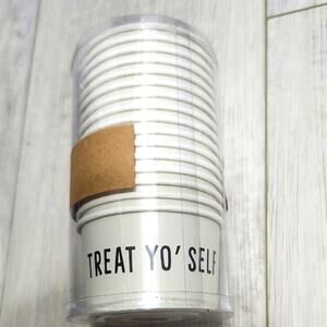 ❤️NWT❤️ White Treat Yo' Self Food Storage Cups